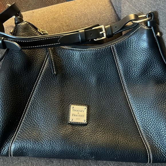 DOONEY BOURKE BLACK PEBBLED LEATHER HOBO - Picture 3 of 16